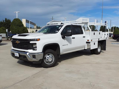 2024 Chevrolet Silverado 3500HD CC